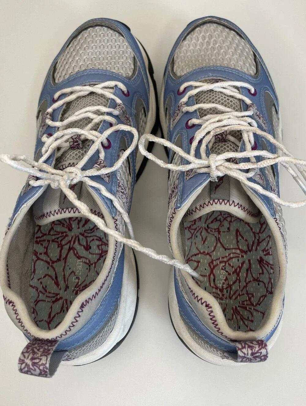 L.L. Bean Women's Light Blue Mesh Trail Sneakers Size 7.5